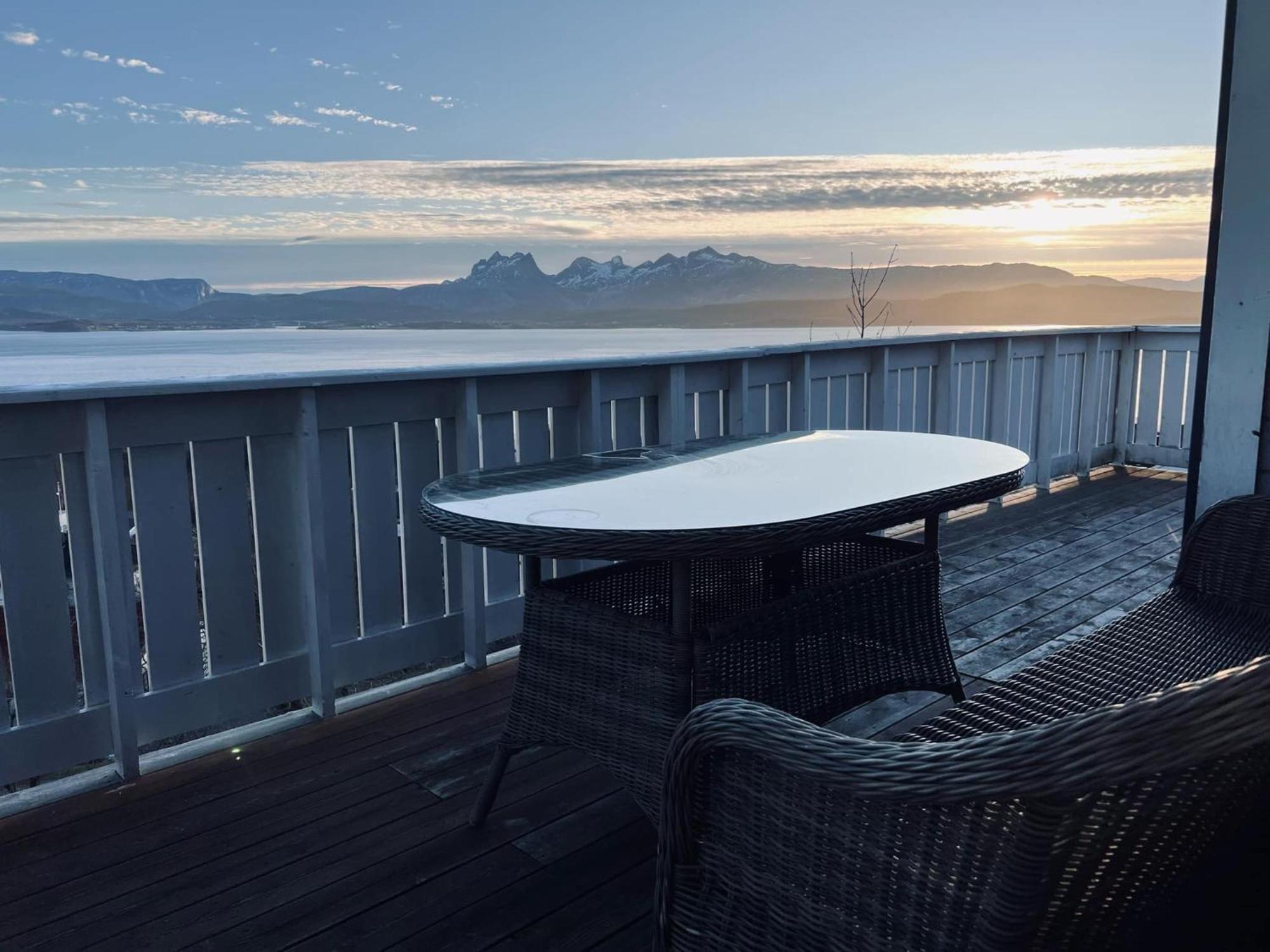 Panorama View! Modern,Balcony/Parking Appartement Bodø Buitenkant foto